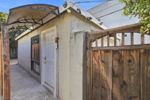  Photo 40