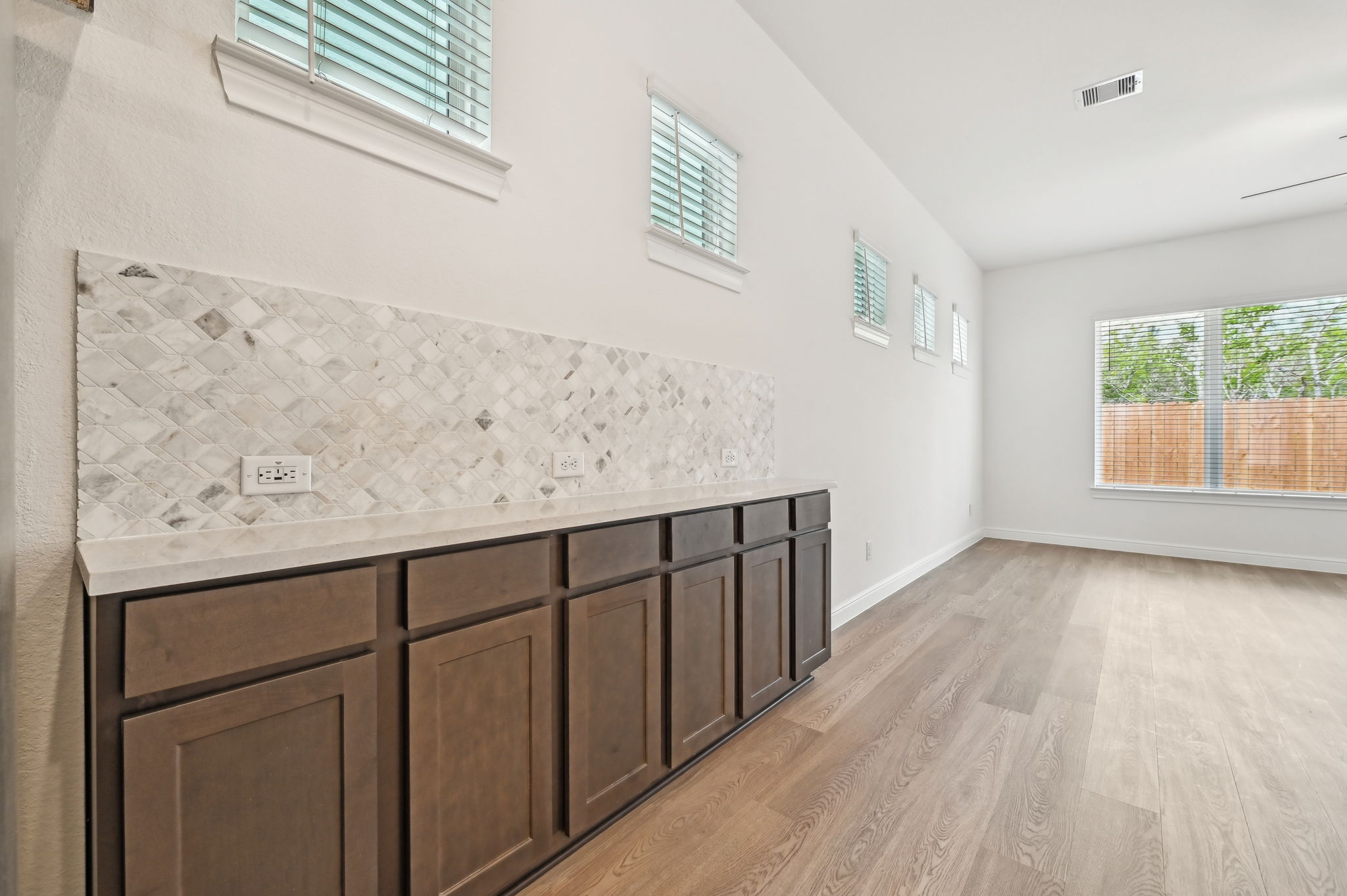 Houston - Kemah Crossing - 553 Morning Tide Ln, Kemah, TX 77565 - 015