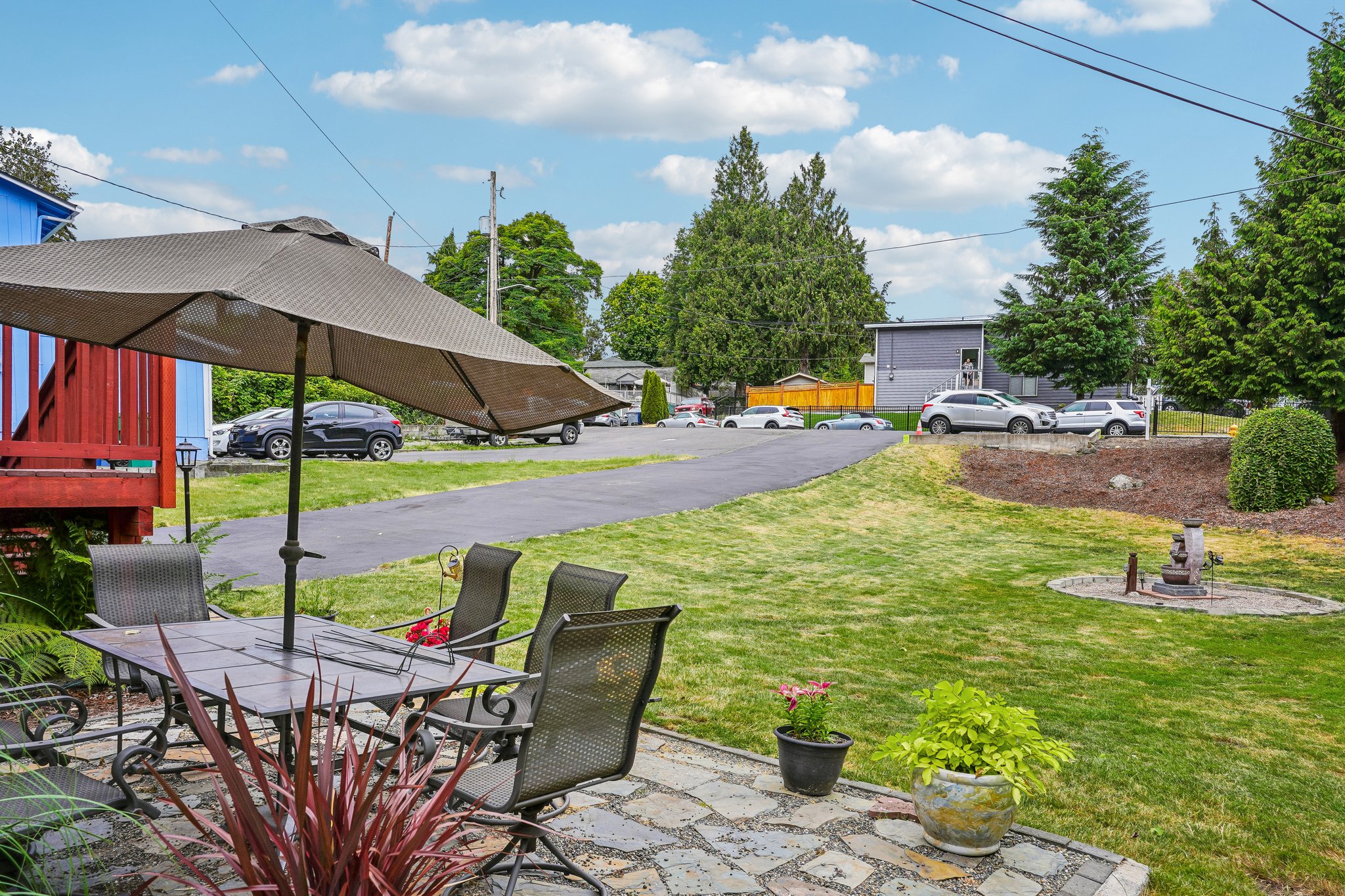 S 111th St-S2706-041.jpg