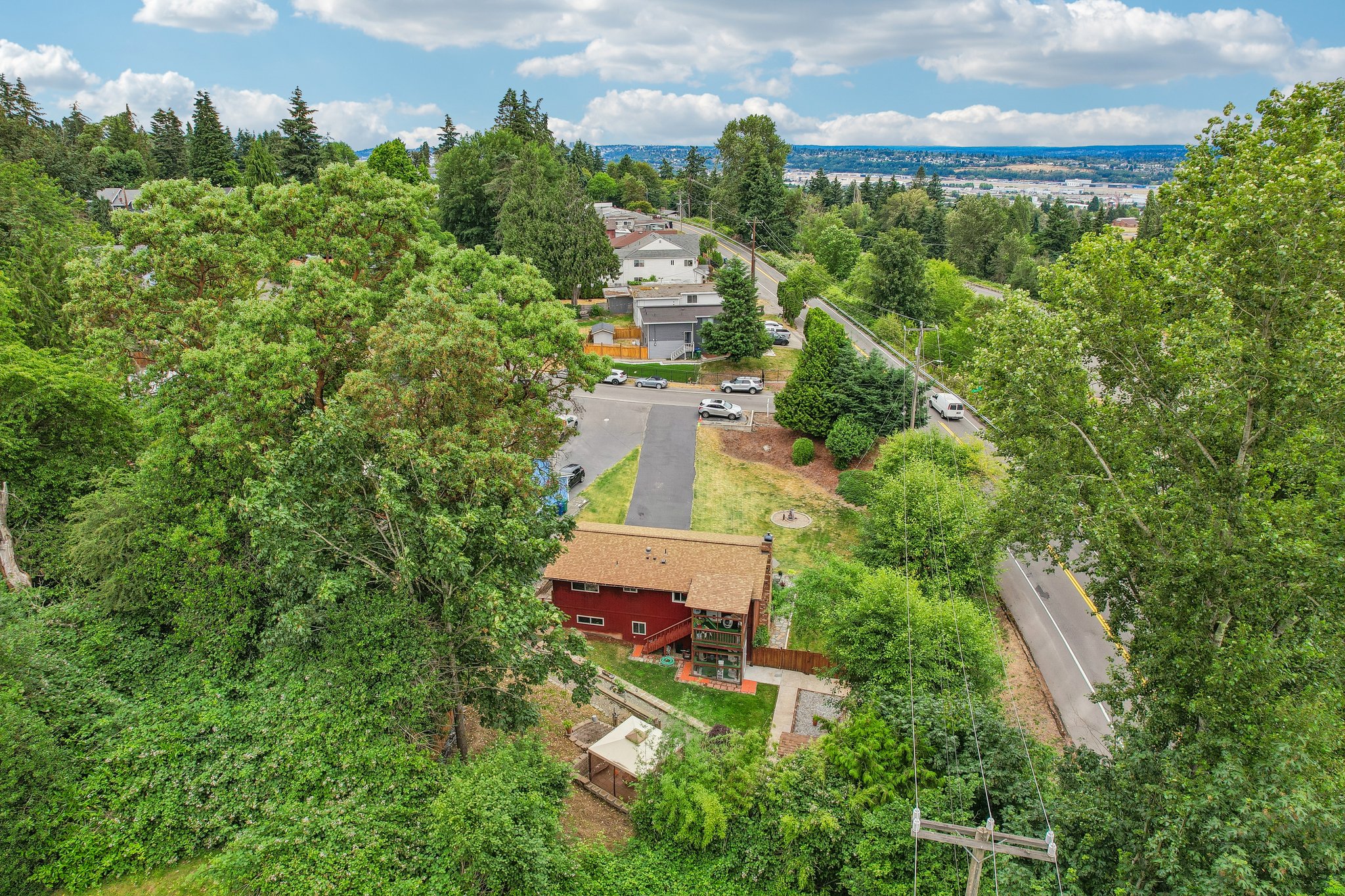 S 111th St-S2706-065.jpg