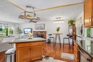 S 111th St-S2706-017.jpg