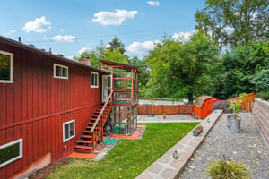 S 111th St-S2706-047.jpg