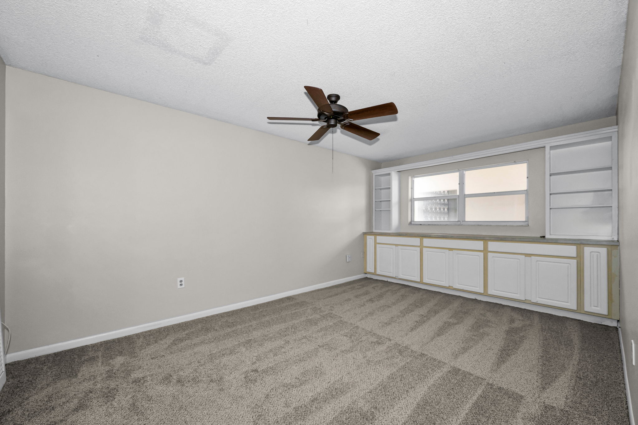 Primary Bedroom 1a