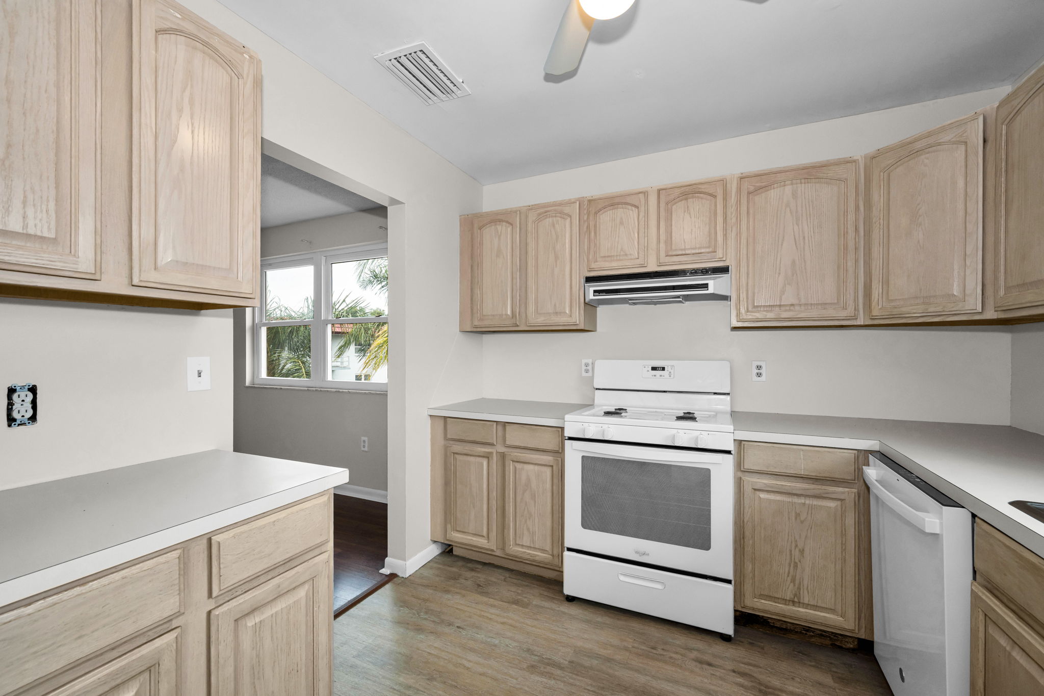Kitchen 4