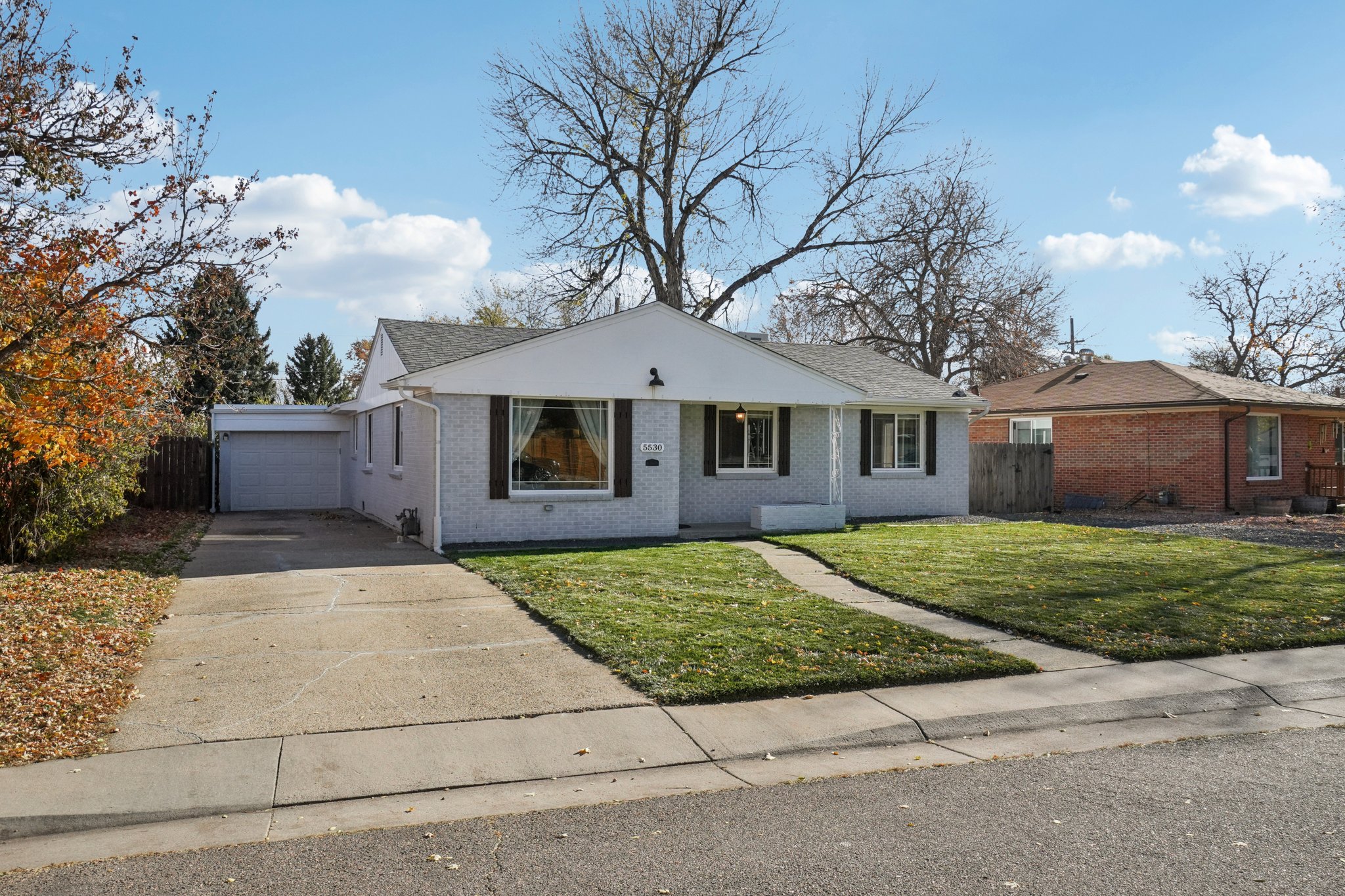 Holland Dr-S0711-005.jpg