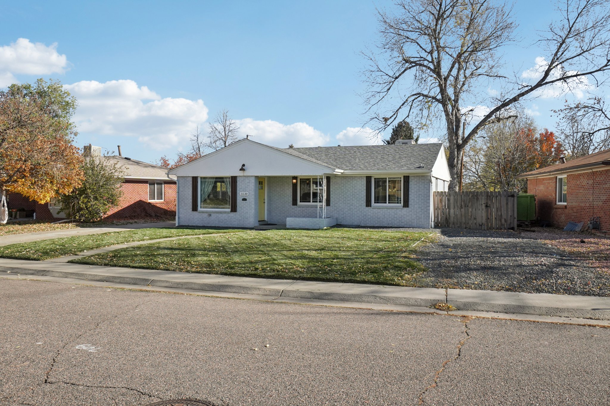 Holland Dr-S0711-006.jpg