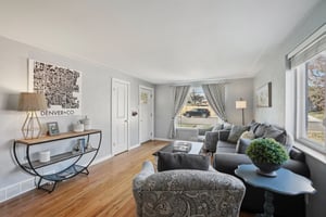 Holland Dr-S0711-011.jpg