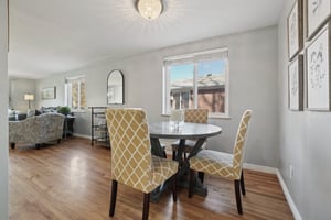 Holland Dr-S0711-016.jpg