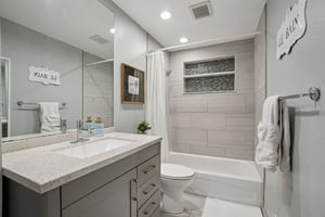 Holland Dr-S0711-020.jpg