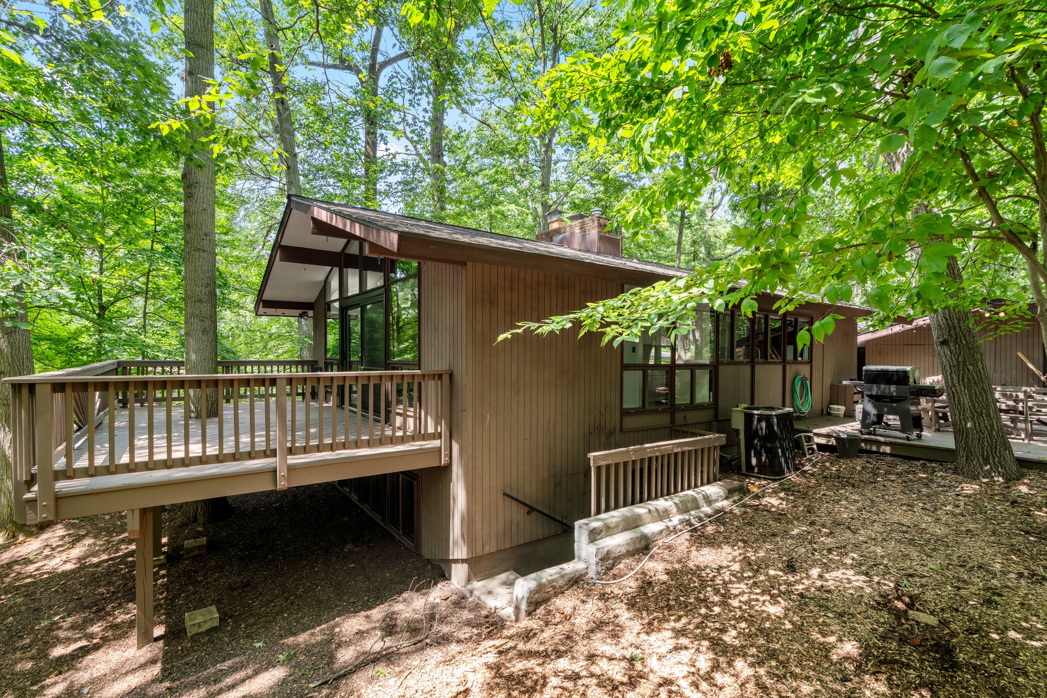 42. Back of house.jpg