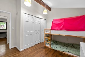 19. Main bedroom.jpg