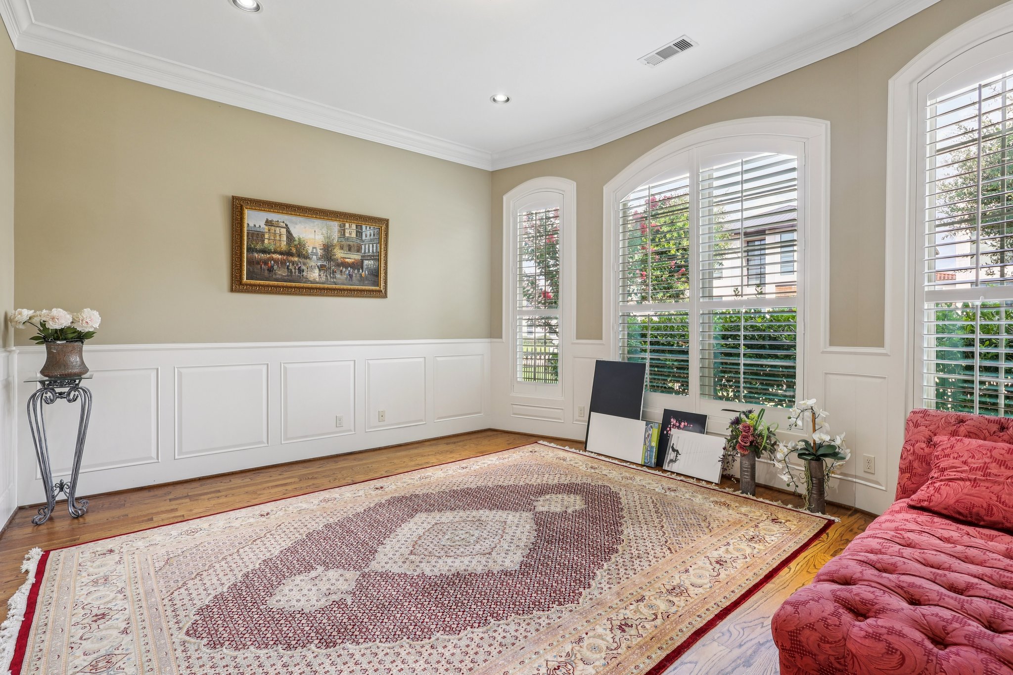 Navarro St-1106-018.jpg