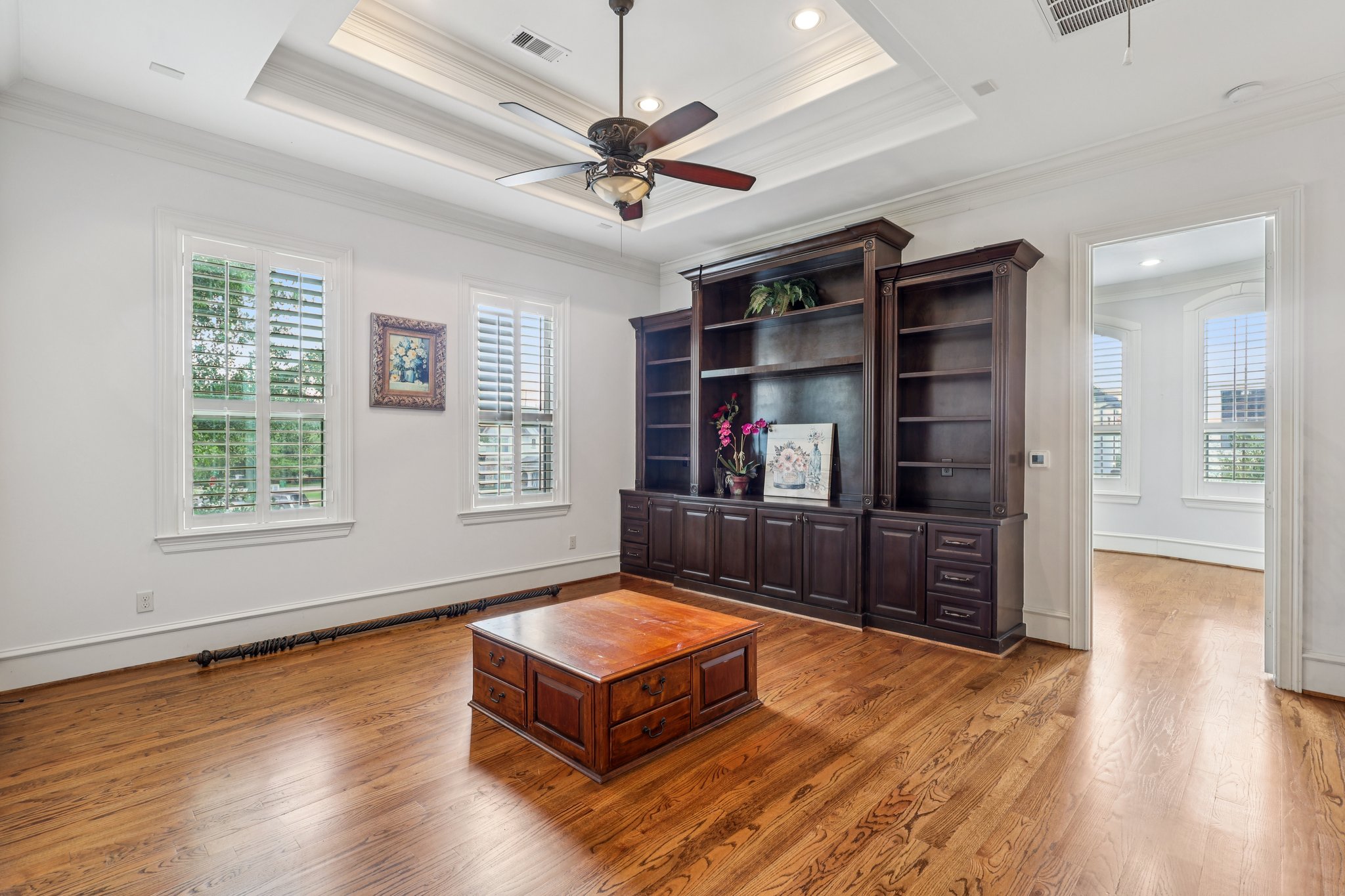 Navarro St-1106-025.jpg