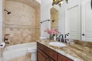 Navarro St-1106-028.jpg