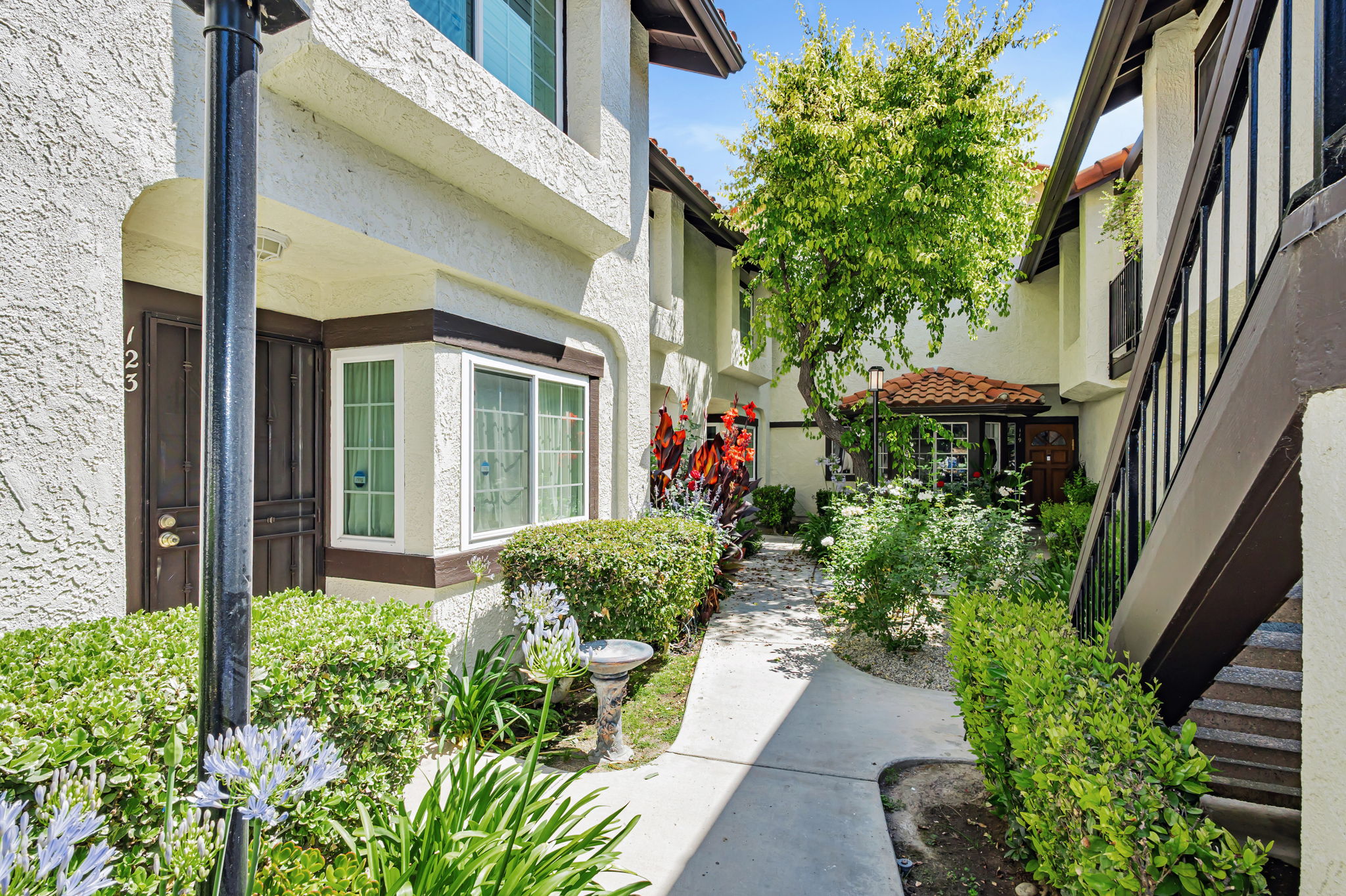 005_5534 Las Virgenes Rd 120 