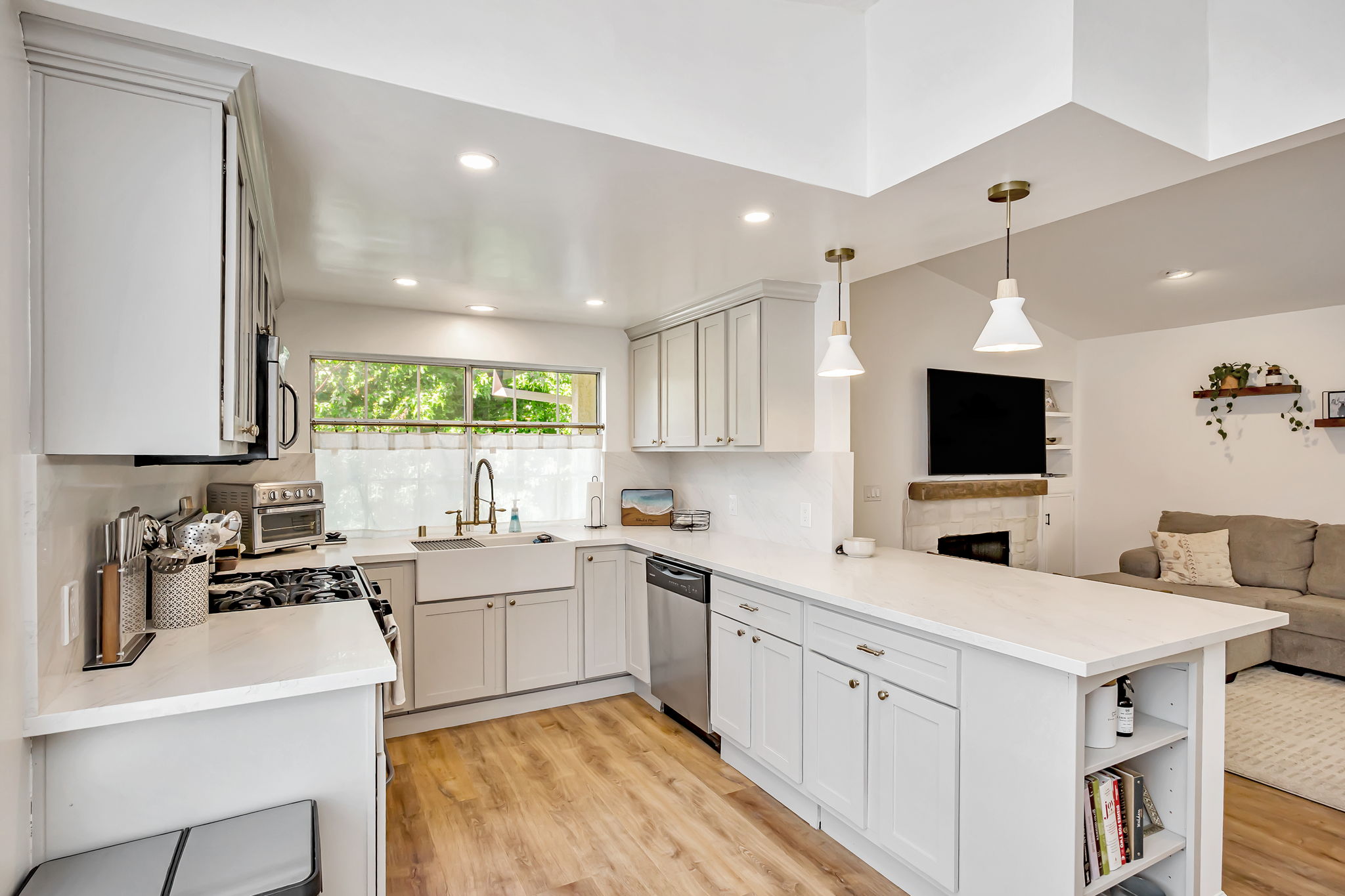 013_5534 Las Virgenes Rd 120 