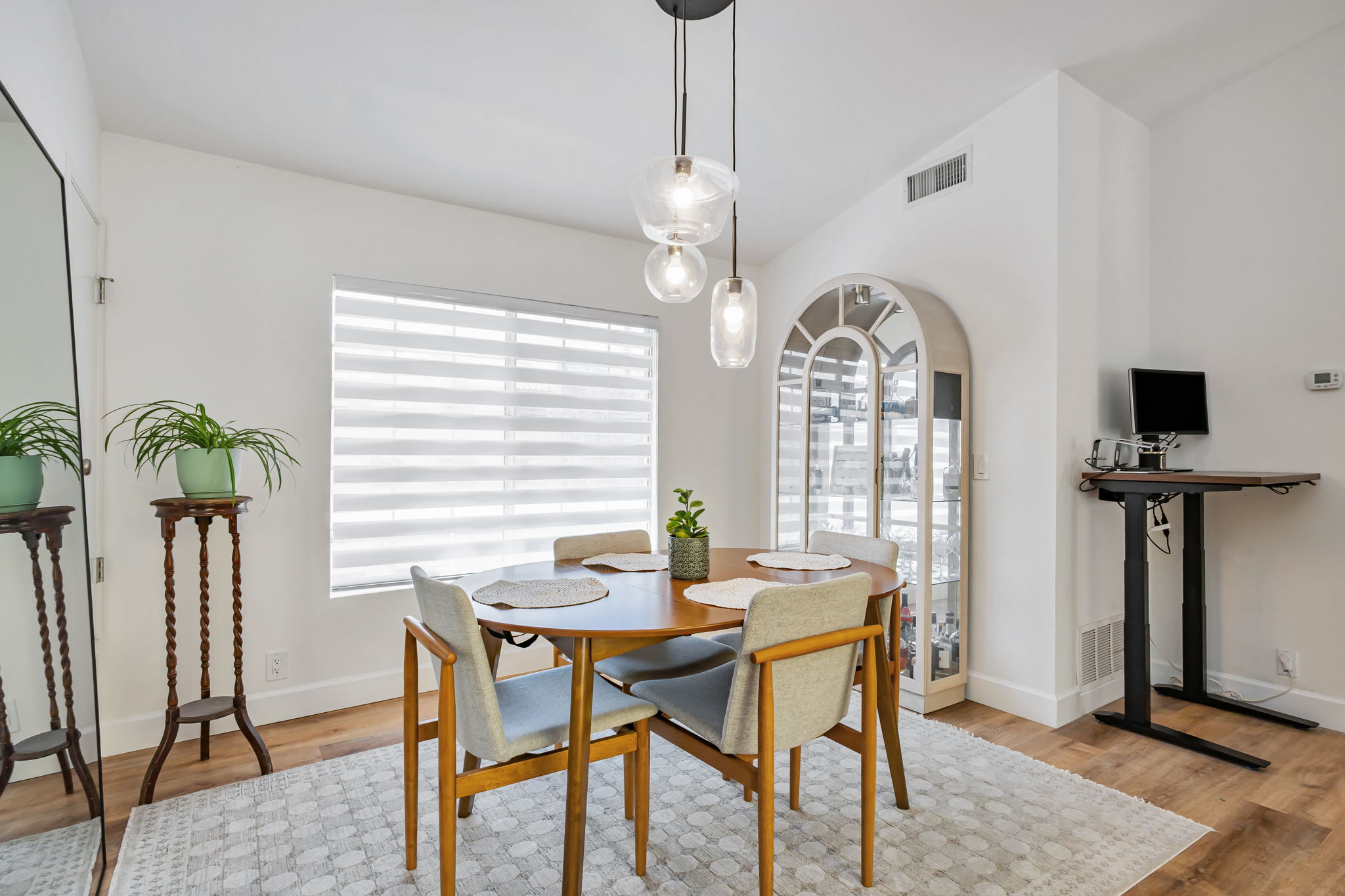 019_5534 Las Virgenes Rd 120 