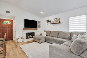 011_5534 Las Virgenes Rd 120 