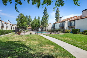 032_5534 Las Virgenes Rd 120 