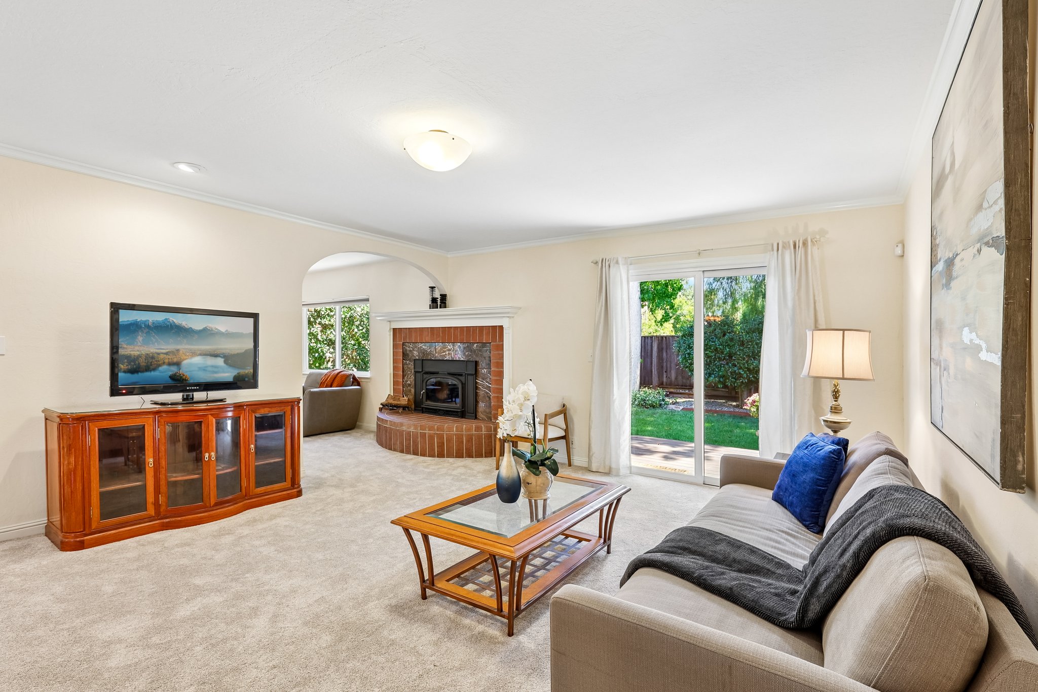 Charlotte Way-S1605-008.jpg