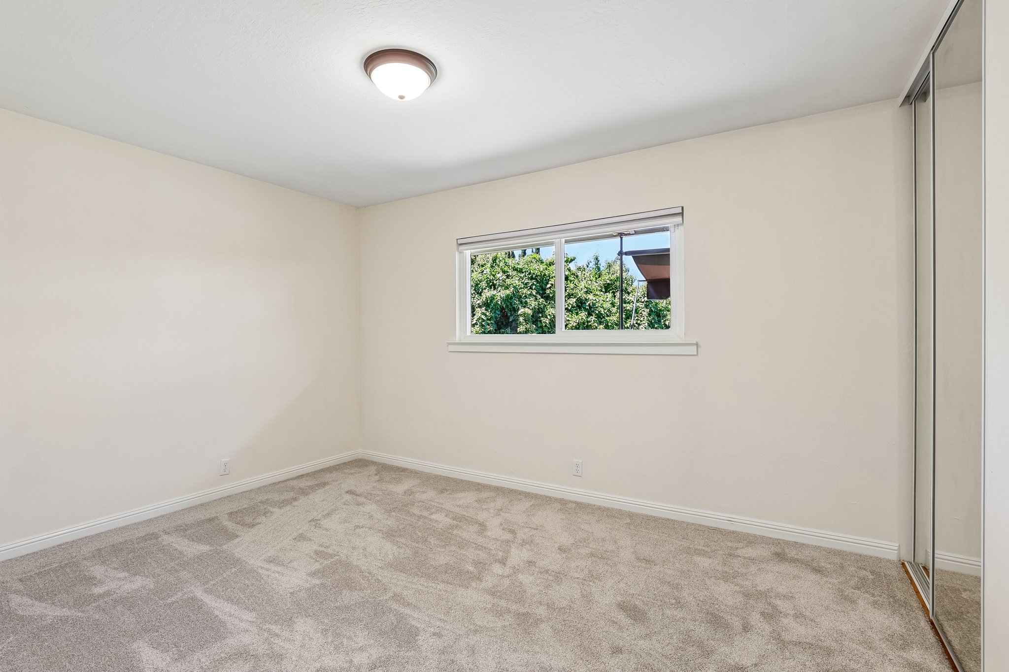 Charlotte Way-S1605-029.jpg