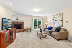Charlotte Way-S1605-009.jpg