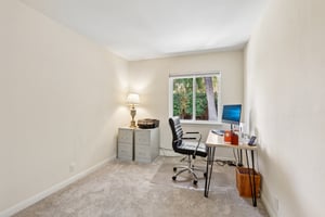 Charlotte Way-S1605-035.jpg