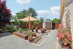Charlotte Way-S1605-043.jpg