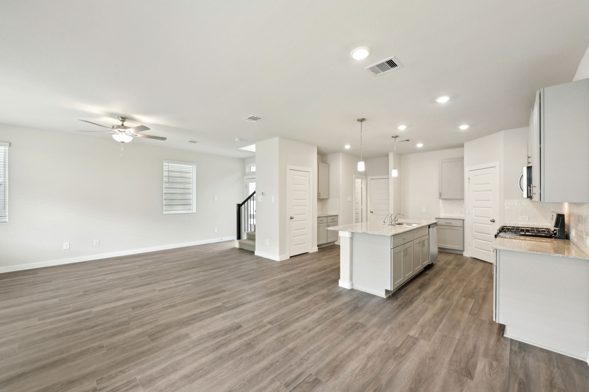 Houston - Kemah Crossing - 554 Avisa Drive, Kemah TX 77565 - 008