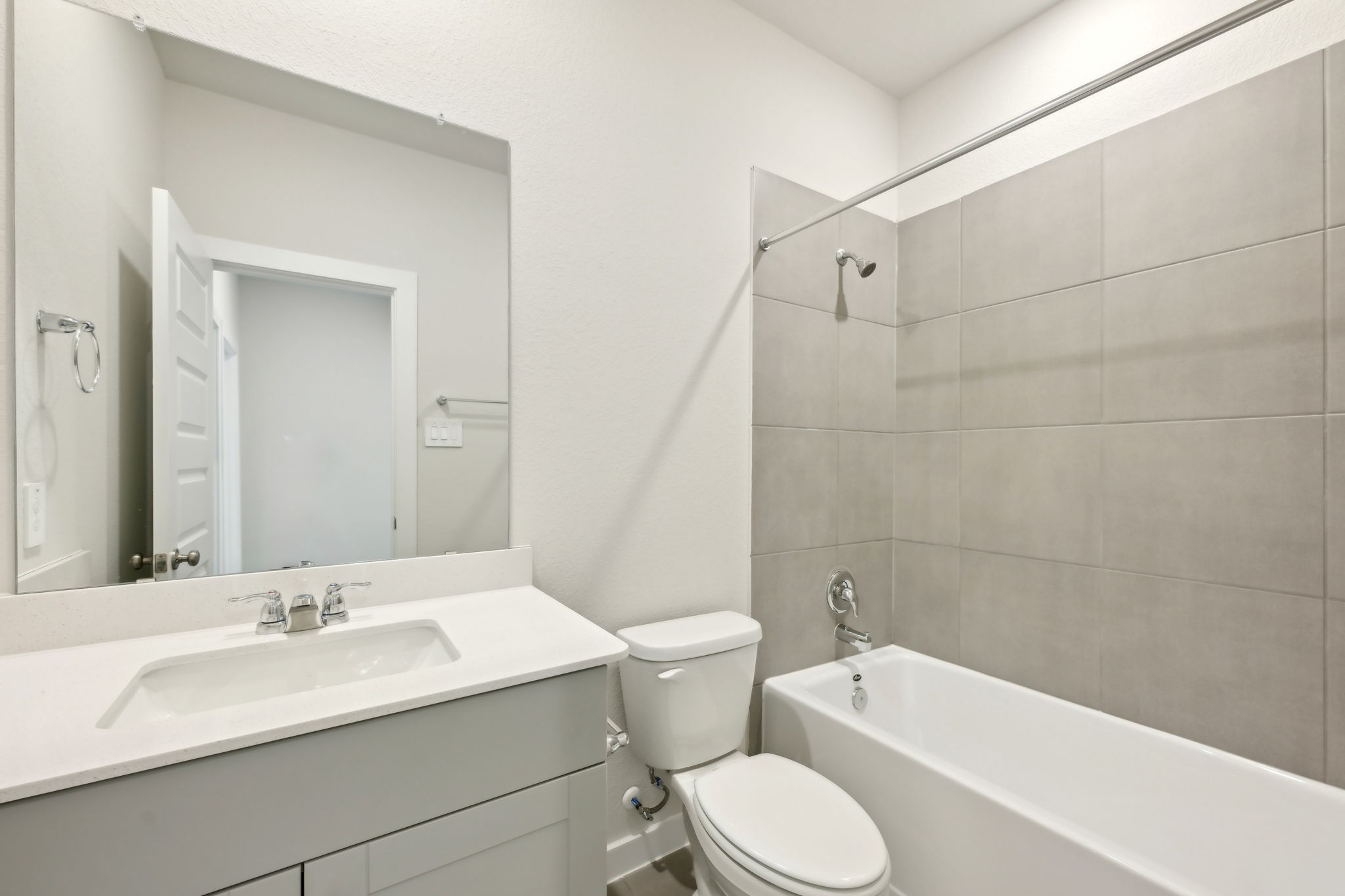 Houston - Kemah Crossing - 554 Avisa Drive, Kemah TX 77565 - 024