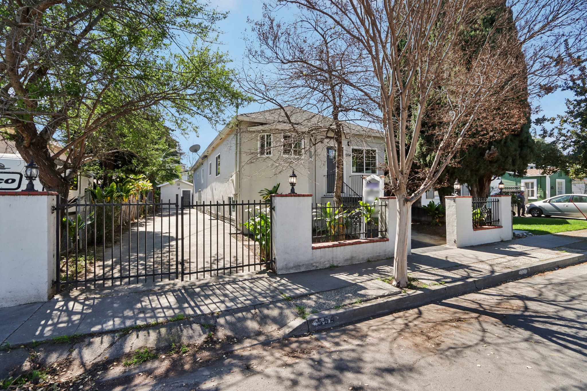 Fisk Ave-S0603-006.jpg