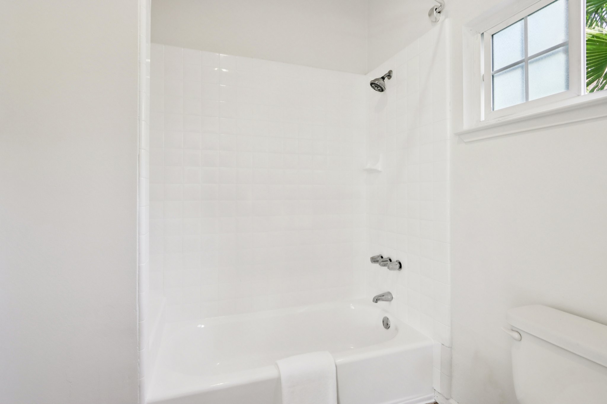 Fisk Ave-S0603-034.jpg