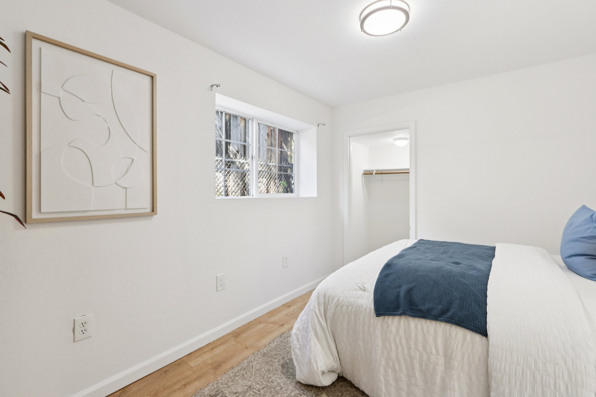 Fisk Ave-S0603-039.jpg