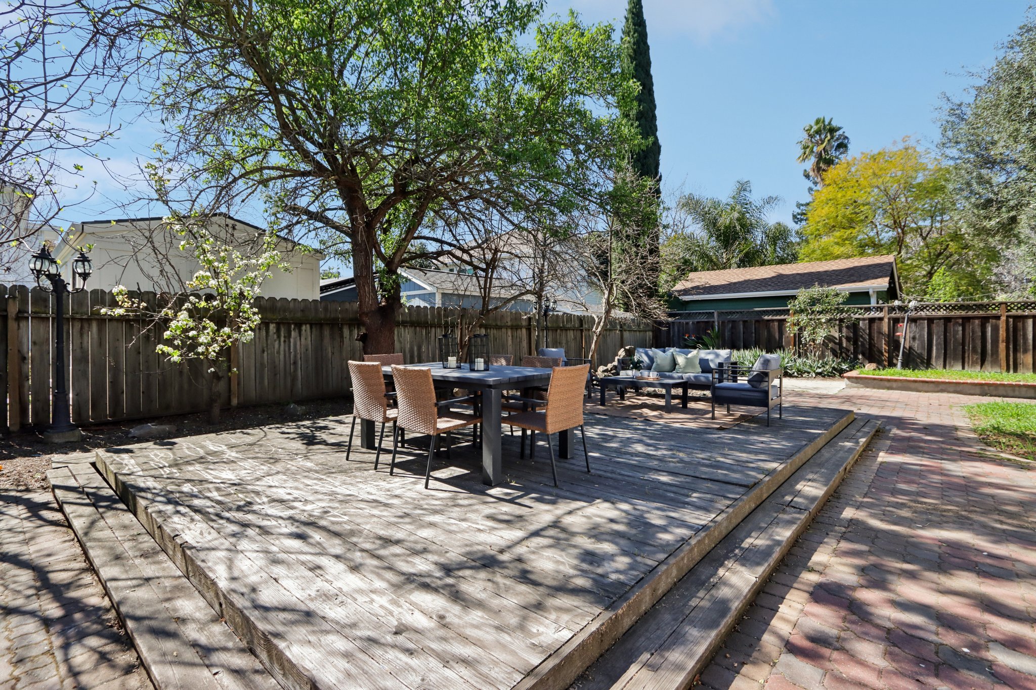 Fisk Ave-S0603-043.jpg