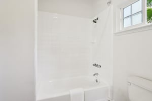 Fisk Ave-S0603-034.jpg