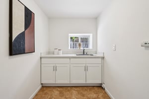 Fisk Ave-S0603-037.jpg