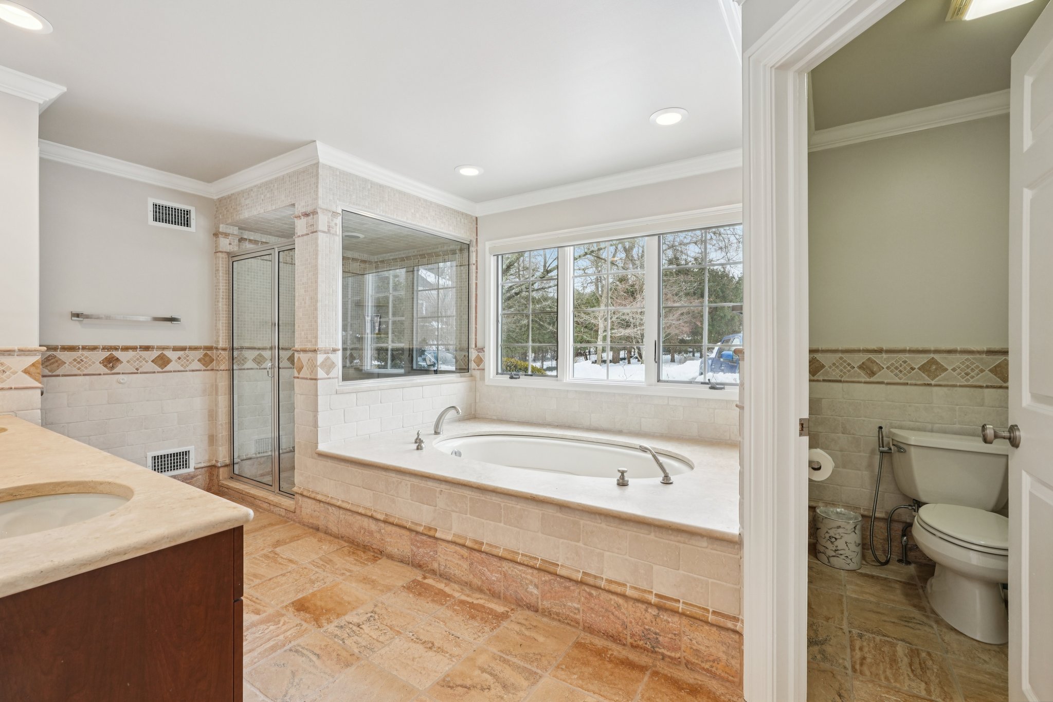 Hampton Hill Rd-S1102-026.jpg