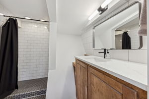 14_Interior