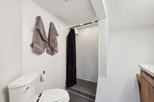 19_Interior