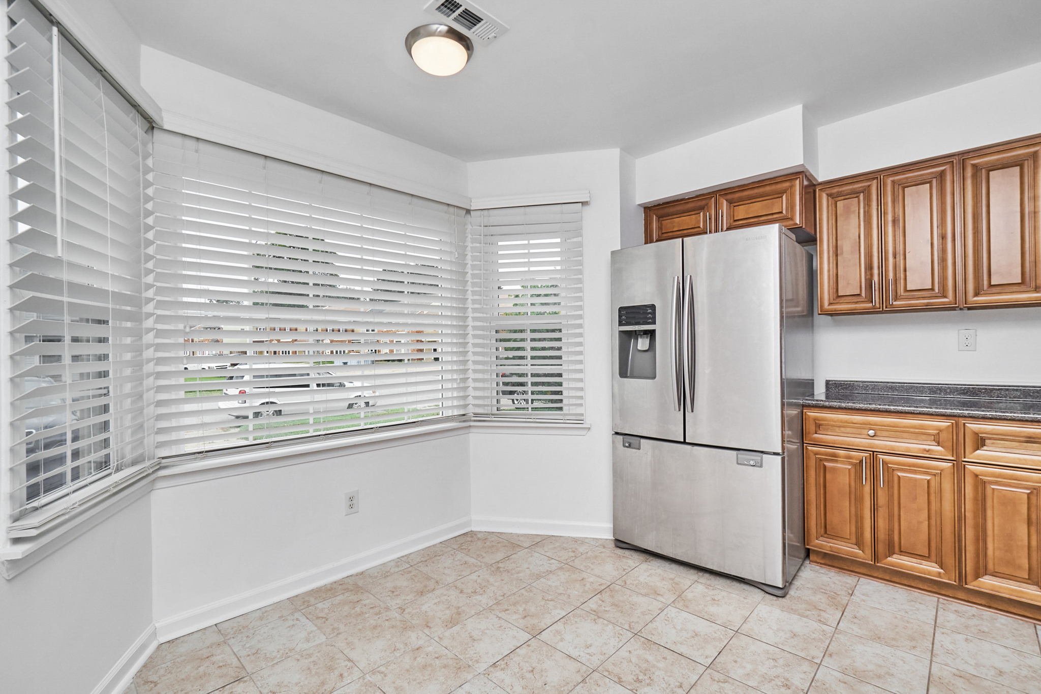 5540 Campus Dr, Virginia Beach, VA 23462, USA Photo 7