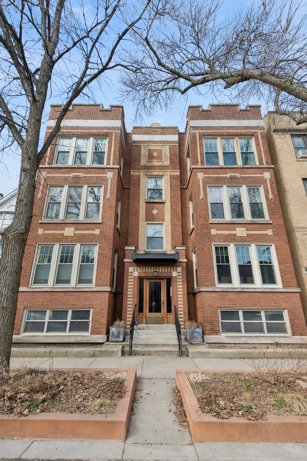 5540 N Glenwood Ave_025.jpg