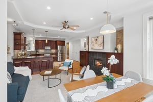 5540 N Glenwood Ave_005.jpg