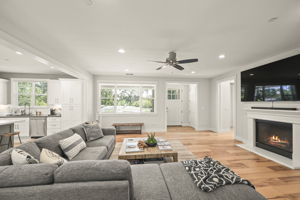 9' Ceiling Throughout