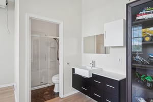 Harborage Dr-1005-030.jpg