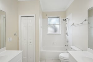 Harborage Dr-1005-034.jpg