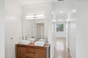 Harborage Dr-1005-044.jpg