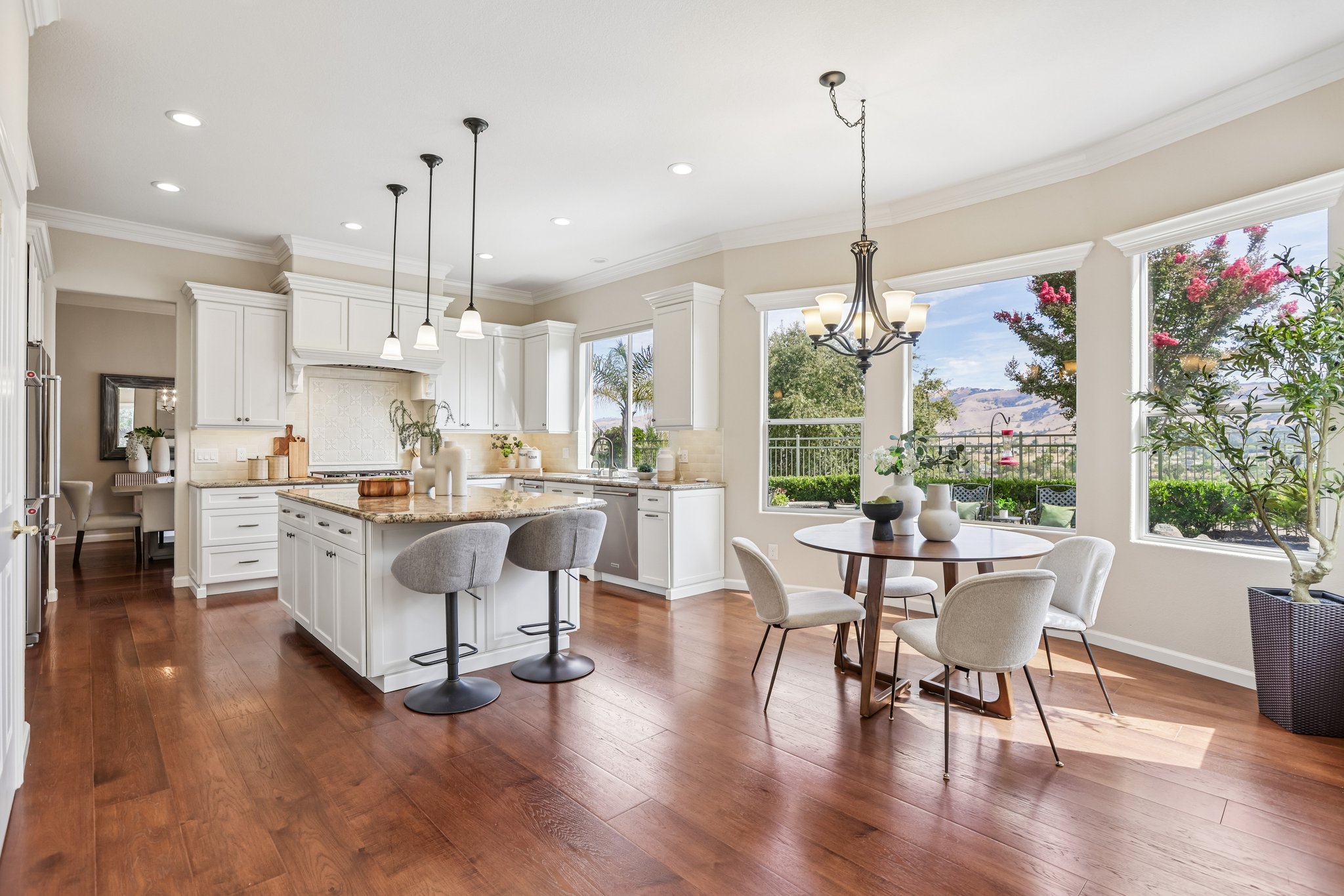 Morningside Dr-S2808-013.jpg