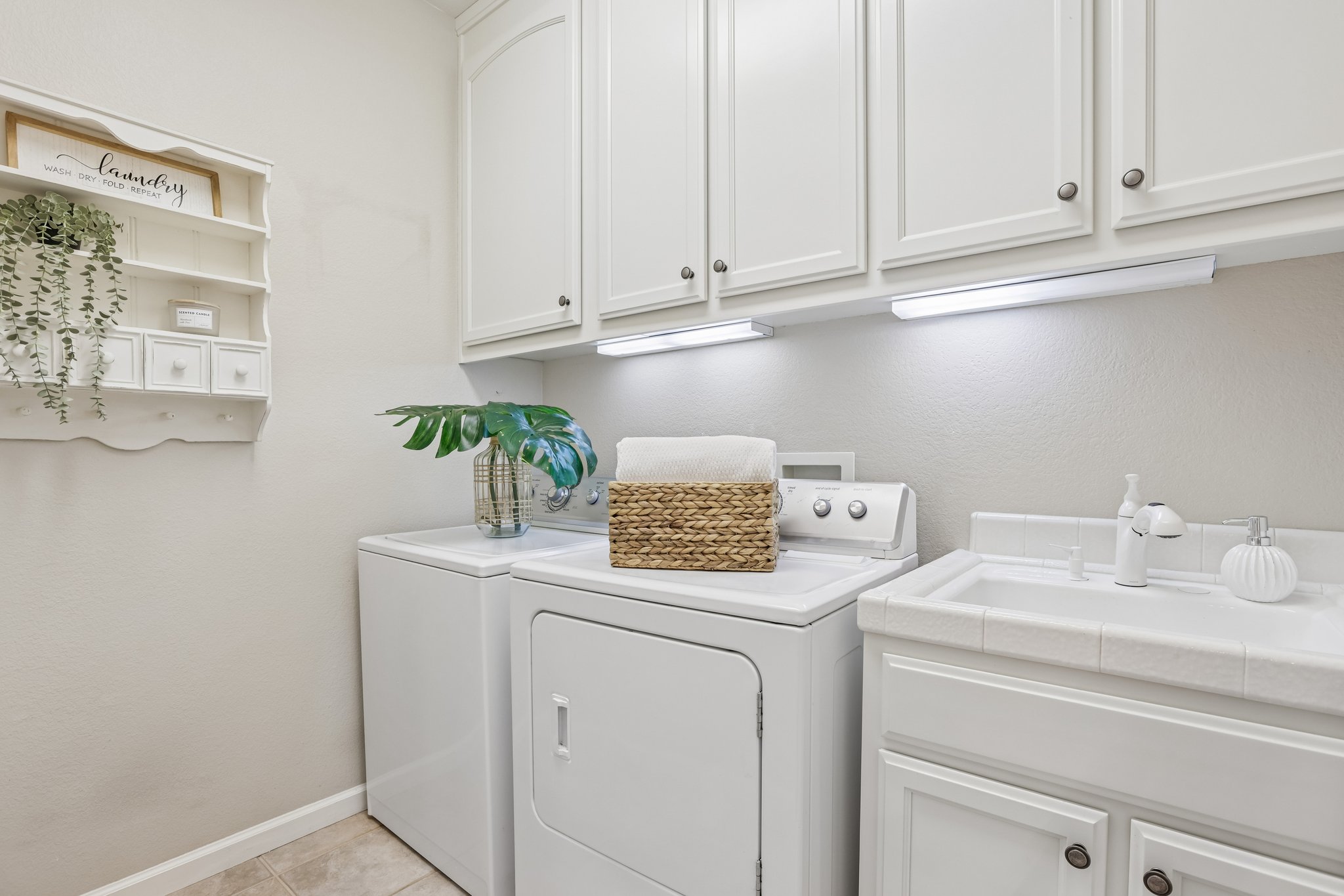 Morningside Dr-S2808-059.jpg