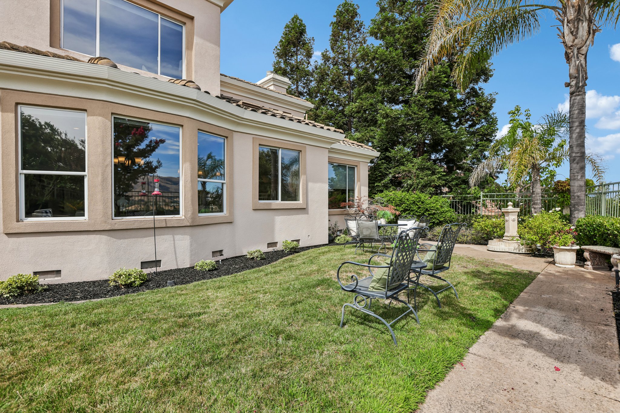 Morningside Dr-S2808-081.jpg