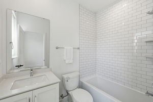 Ensuite Bath 3 (Glass Shower Door TB Installed)